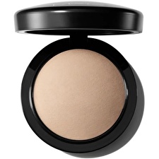 Mac Mineralize Skinfinish Natural Light 10g Mac Mineralize Skinfinish Natural Light 10g
