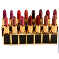 Tom Ford Lips & Girls Soft Matte Cream Lipstick 08 Mario 2 G Tom Ford Lips & Girls Soft Matte Cream Lipstick 08 Mario 2 G