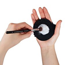 Palmat Silicone Makeup Brush Cleaner - Palm Sized (Black) Palmat Silicone Makeup Brush Cleaner - Palm Sized (Black)