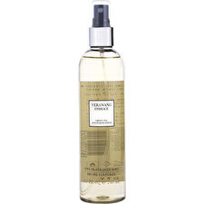 Vera Wang Embrace Green Tea & Pear Blossom Body Mist 240ml Vera Wang Embrace Green Tea & Pear Blossom Body Mist 240ml