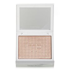 Tom Ford Soleil Neige Glow Highlighter - # 02 Gran Paradis 6g/0.21oz Tom Ford Soleil Neige Glow Highlighter - # 02 Gran Paradis 6g/0.21oz