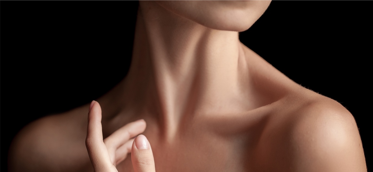 Skincare for the neck and décolleté