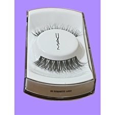 Mac Lash 80 Romantic - Jemné P?ek?ížené ?asy Pro Romantický Vzhled 1.0ks