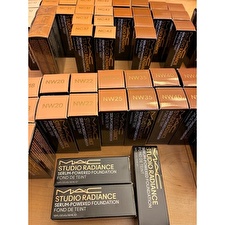 Mac Studio Radiance Serum Powered Foundation 30ml
