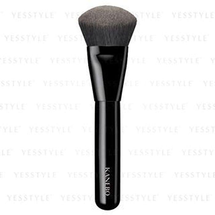 Foundation Brush - 1 pc