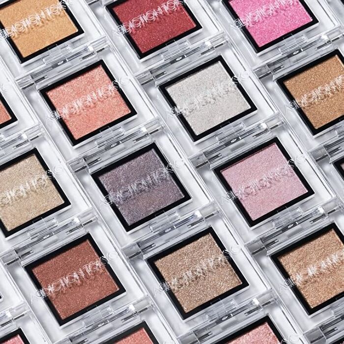The Eyeshadow Sparkle - 001SP Stars Witness