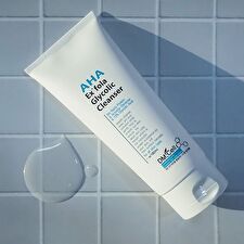 DM.Cell AHA Exfola Glycolic Cleanser - 180ml