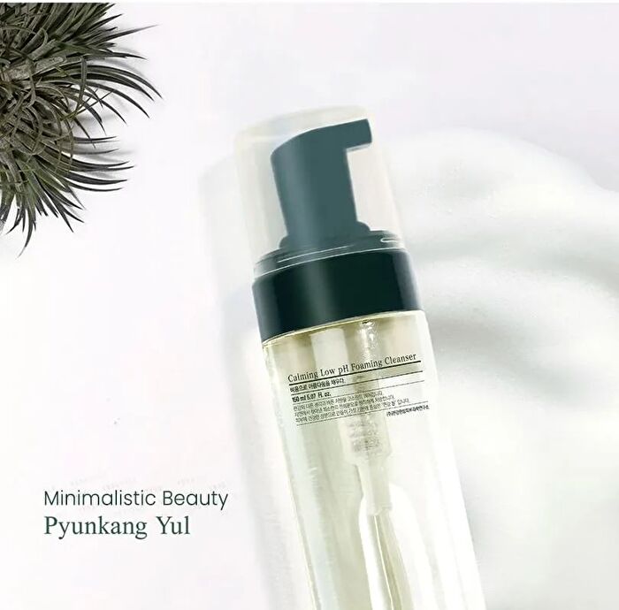 Calming Low pH Foaming Cleanser - 150ml