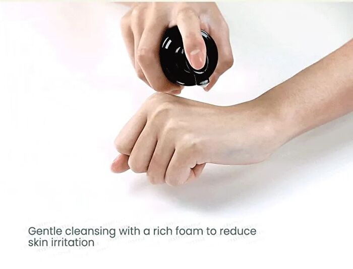 Calming Low pH Foaming Cleanser - 150ml