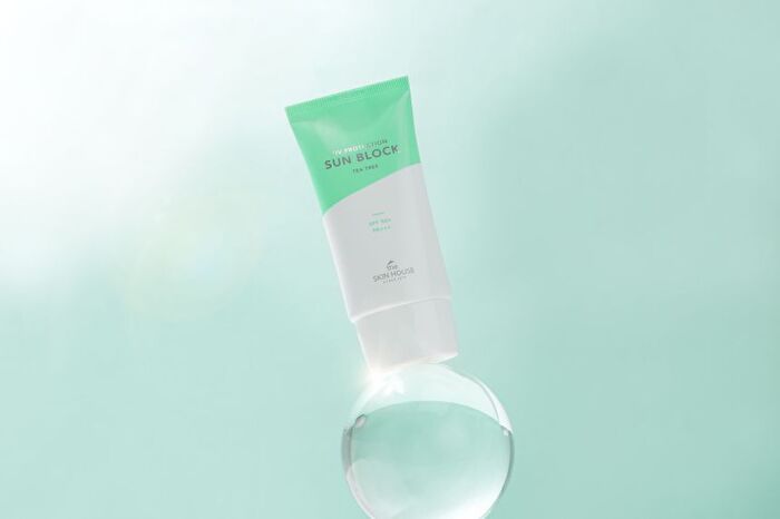 the SKIN HOUSE UV Protection Sun Block Tea Tree - 50ml