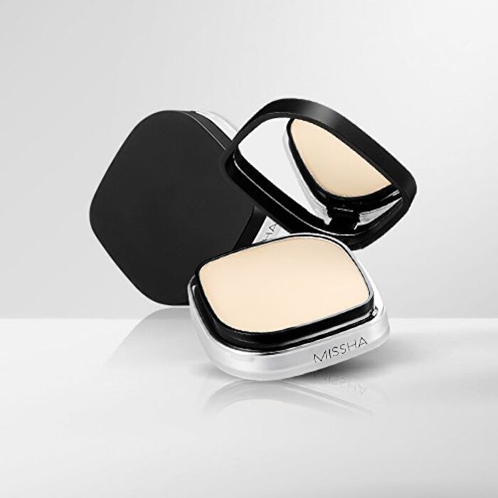 Signature Dramatic Two Way Pact - 2 Colors - Sand