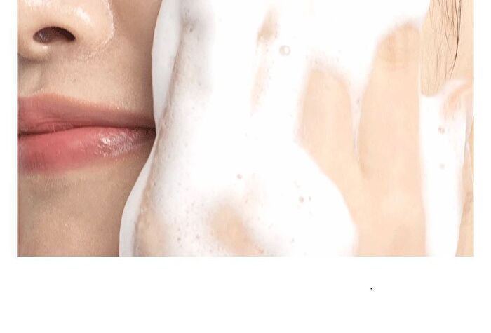 Hybarrier Hyaluronic Capsule Cleanser - 200ml