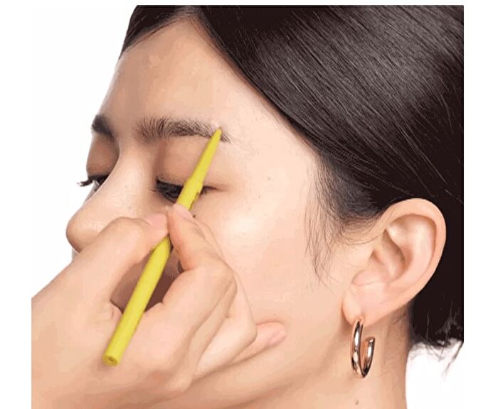 Shaper Defining Eyebrow Pencil - 3 Colors - N°1 Oatmeal Brown