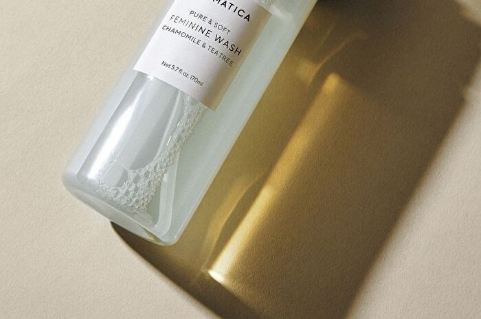 Aromatica Pure & Soft Feminine Wash Chamomile & Tee Tree - 170ml