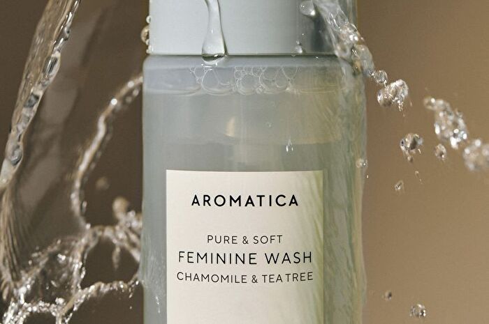 Aromatica Pure & Soft Feminine Wash Chamomile & Tee Tree - 170ml