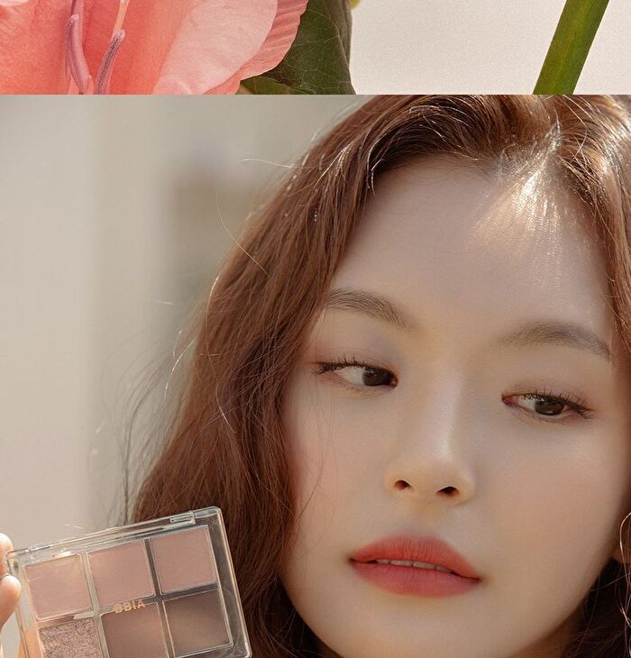 Ready To Wear Eye Palette Flower Market Edition - 2 Types - #03 Dry Flower