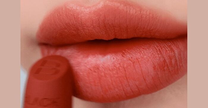 Black Rouge Wearable Velvet Lipstick - 5 Colors - #WL02 Fuchsia Rosy