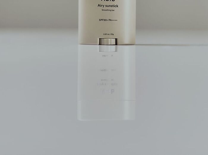 Airy Sunstick Smoothing Bar - 23g