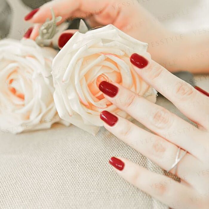 3-In-1 Peelable Gel Nail Polish V136 Red - 10ml