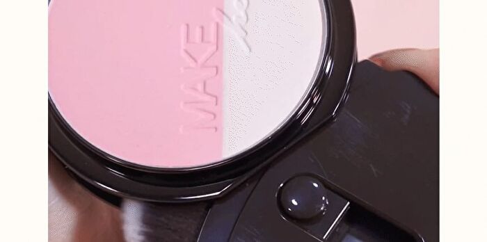 Glow-C Volume Contour - 3 Colors - #03 Milk Lavender Beam