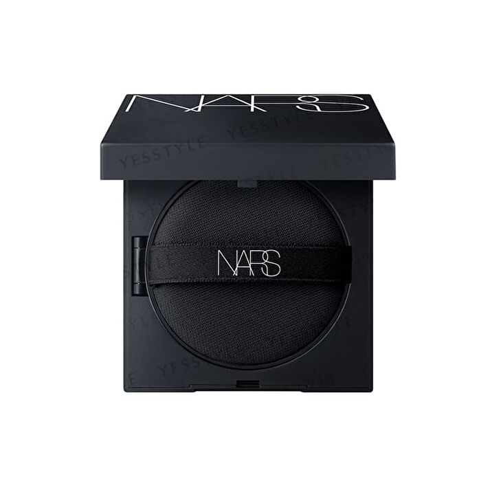 Natural Radiant Longwear Cushion Foundation Case - 1 pc