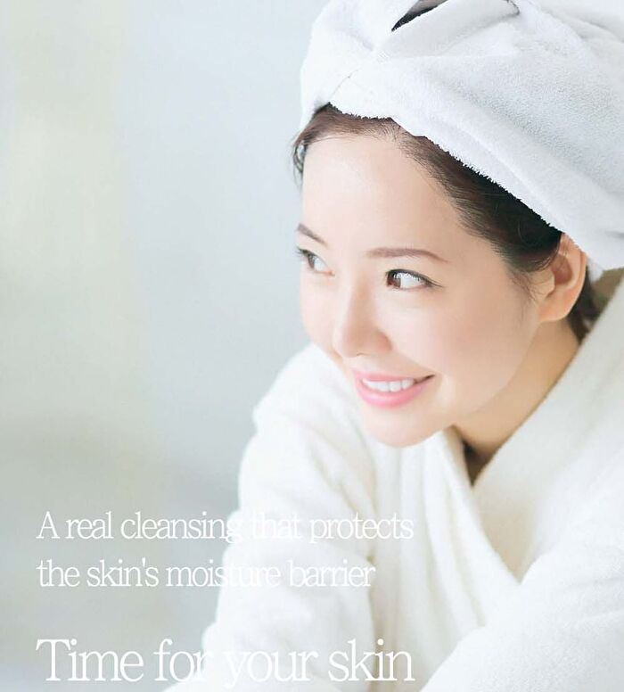 Hyaluronic Cleansing Water - 2023 Version - 600ml