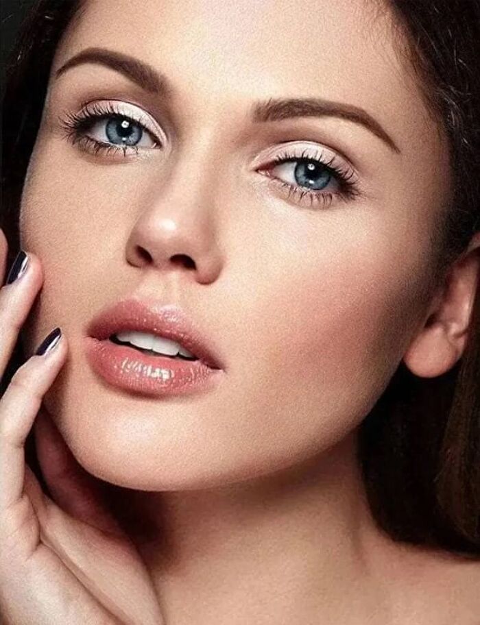 Focallure Diamond Loose Powder - 2 Colors - #PK01