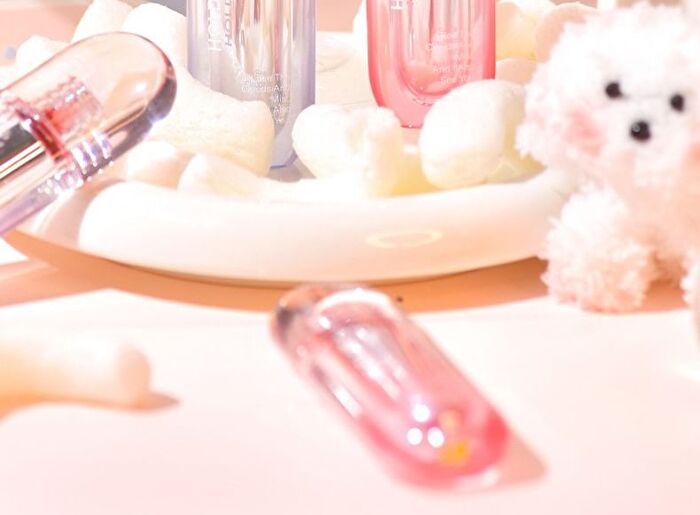 Hold Live Velvet Cloud Lip Glaze (1-4) - #H02 Strawberry - 3.1g
