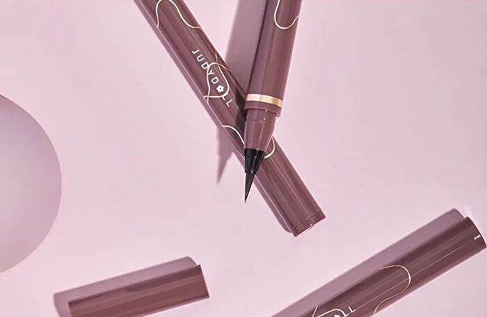 Skinny Liquid Eyeliner - 3 Colors - #01 Black - 400mg