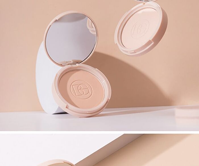 Lasting Waterproof Oil Control Matte Flawless Face Powder - 4 Shades - 104 Pearl - 10g