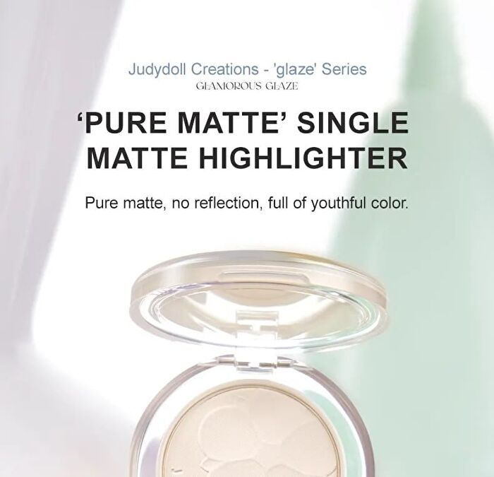 Glazed Highlight Powder - 2 Colors - #M01 Smoke Isle - 4.6g