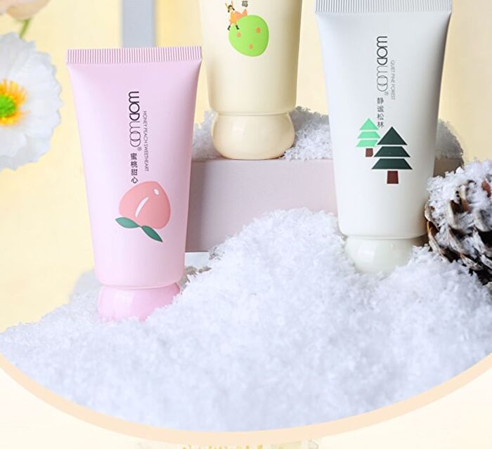 Wodwod Moisturizing Fragrance Hand Cream - 3 Flavors - 02# Quiet Pine Forest - 60g
