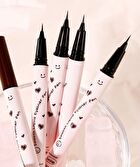 Smooth Liquid Eyeliner - 4 Colors - #01 - 0.6ml