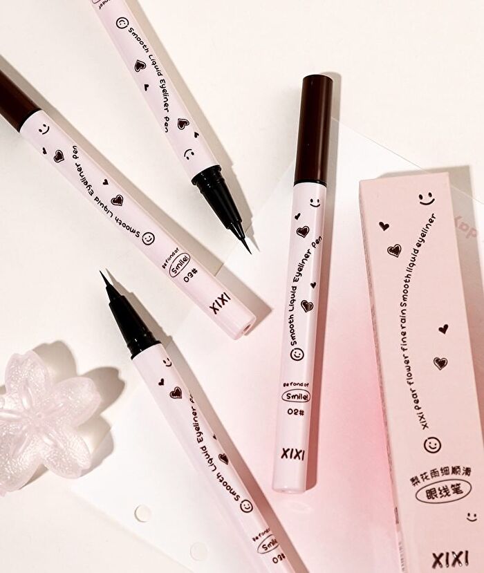 Smooth Liquid Eyeliner - 4 Colors - #01 - 0.6ml