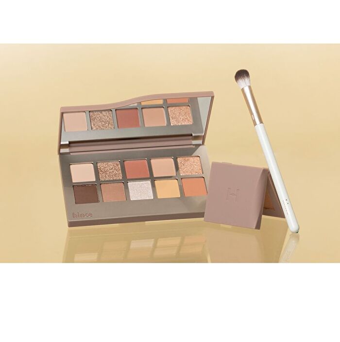 Eyeshadow Base Brush - 1 pc
