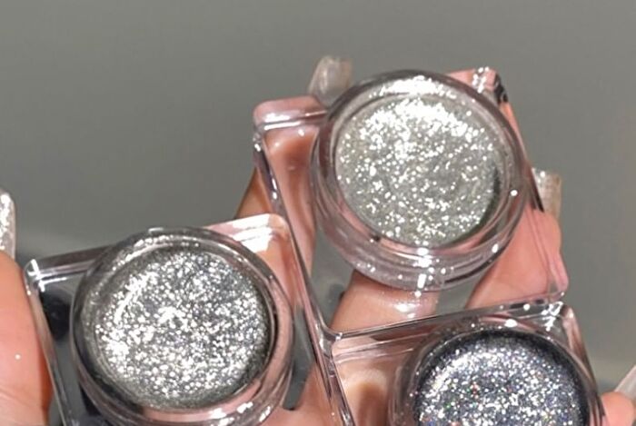 Gella\'s Glitter Gel Eyeshadow - 4 Colors - #G01