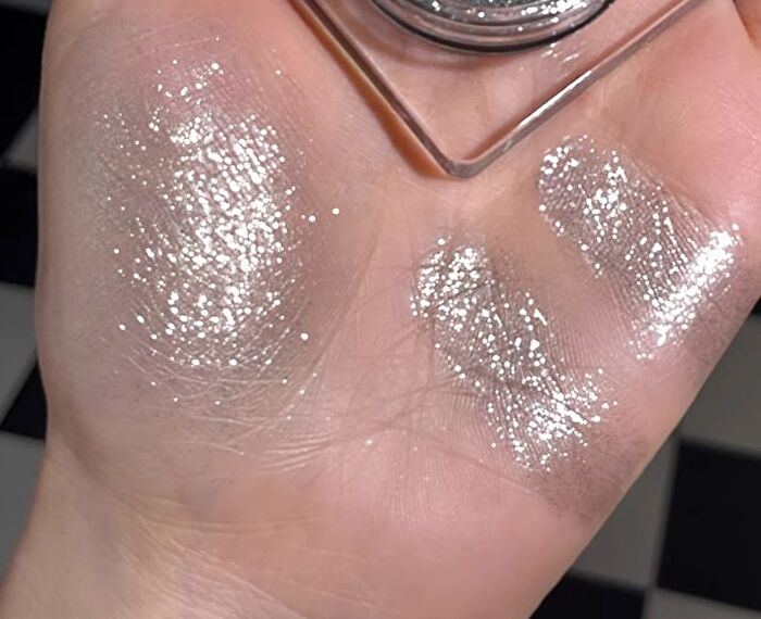 Gella\'s Glitter Gel Eyeshadow - 4 Colors - #G01