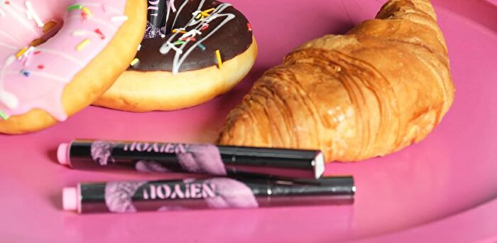 Neiyou Translucent Mirror Liquid Lipstick Pen - 6 Colors - M02# Cold Gray Coffee - 3g