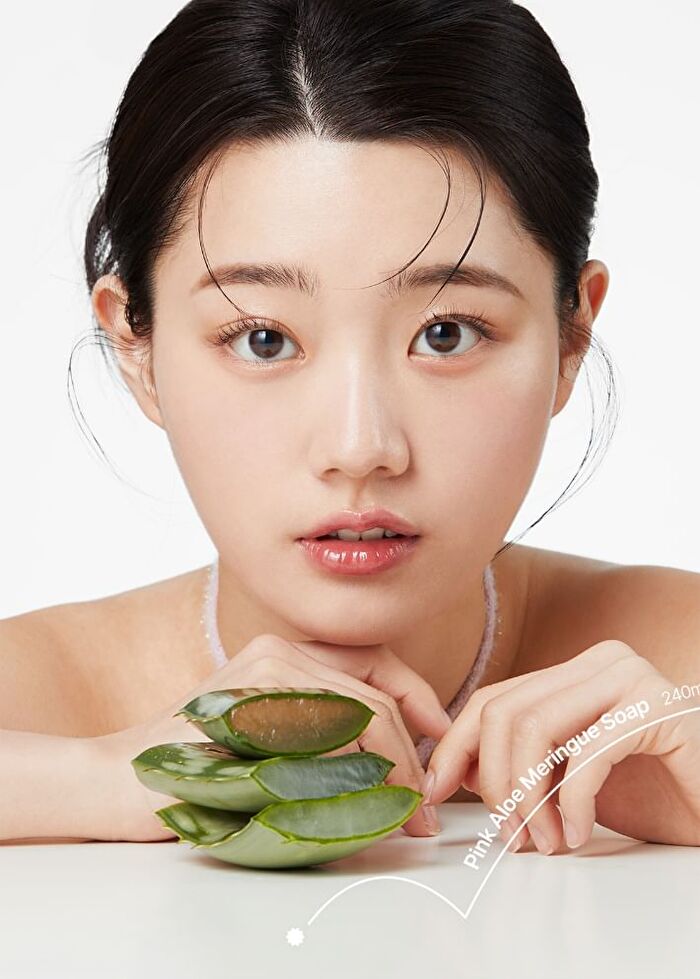 Aprilskin Pink Aloe Pack Cleanser - 120g