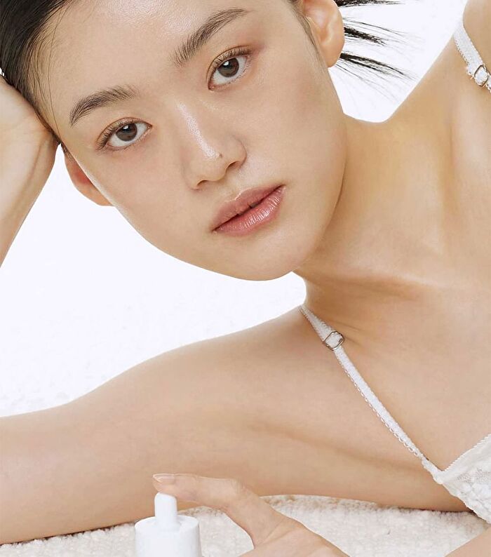 Ji-chi Hydro Boost Layer Serum - 30ml