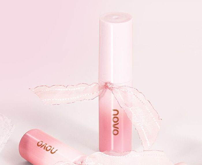 Aqua Glow Ribbon Lip Gloss - 6 Colors - 01# Soft Milk Tea - 3.5g