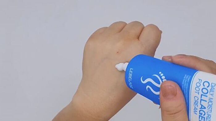 Daily Moisturizing Foot Cream - 2 Types - Collagen