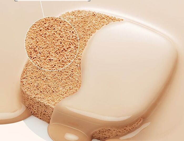 Lustrous Air Cushion Foundation with Refill - 2 Shades - Natural with Refill (12g x 2)