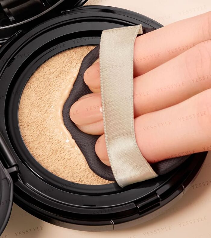 Maquillage Dramatic Essence Cushion Glow SPF 50+ PA++++ - Puff - 1 pc