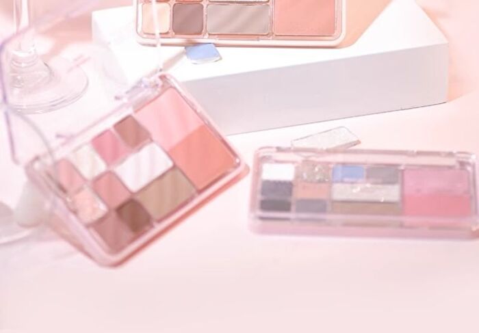 Gogo Tales Heart Racing Eyeshadow Palette - 03 - #G03 - 14.6g
