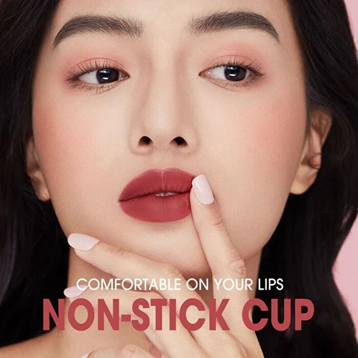 Misty Kiss Lock Color Matte Lipstick (15-18) - #M17 Revolt - 4g