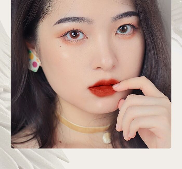 Light Feather Soft Mist Lip Gloss - 6 Colors - 02# Rotten Tomatoes - 3.5g