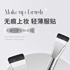 Streak-Free Line-Shape Foundation Brush - 1pc