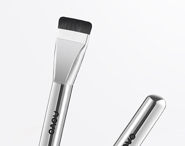 Streak-Free Line-Shape Foundation Brush - 1pc