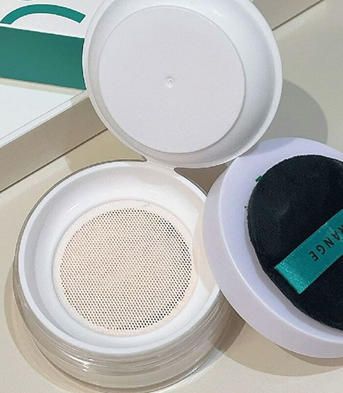 Velvety Soft Setting Powder -  2 Colors - #01 - 10g